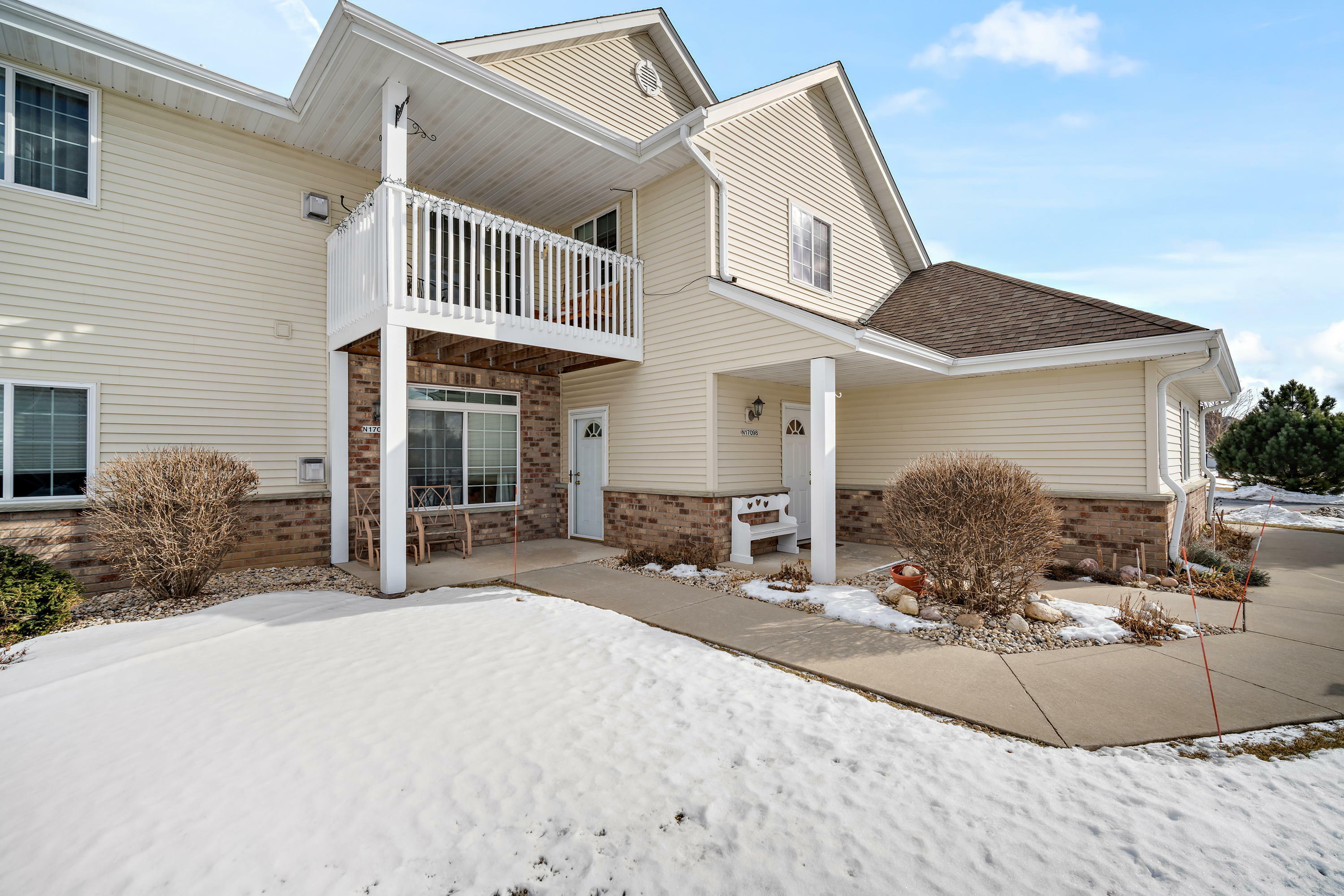 Property Photo: W197n17096 Stonewall Dr WI 53037
