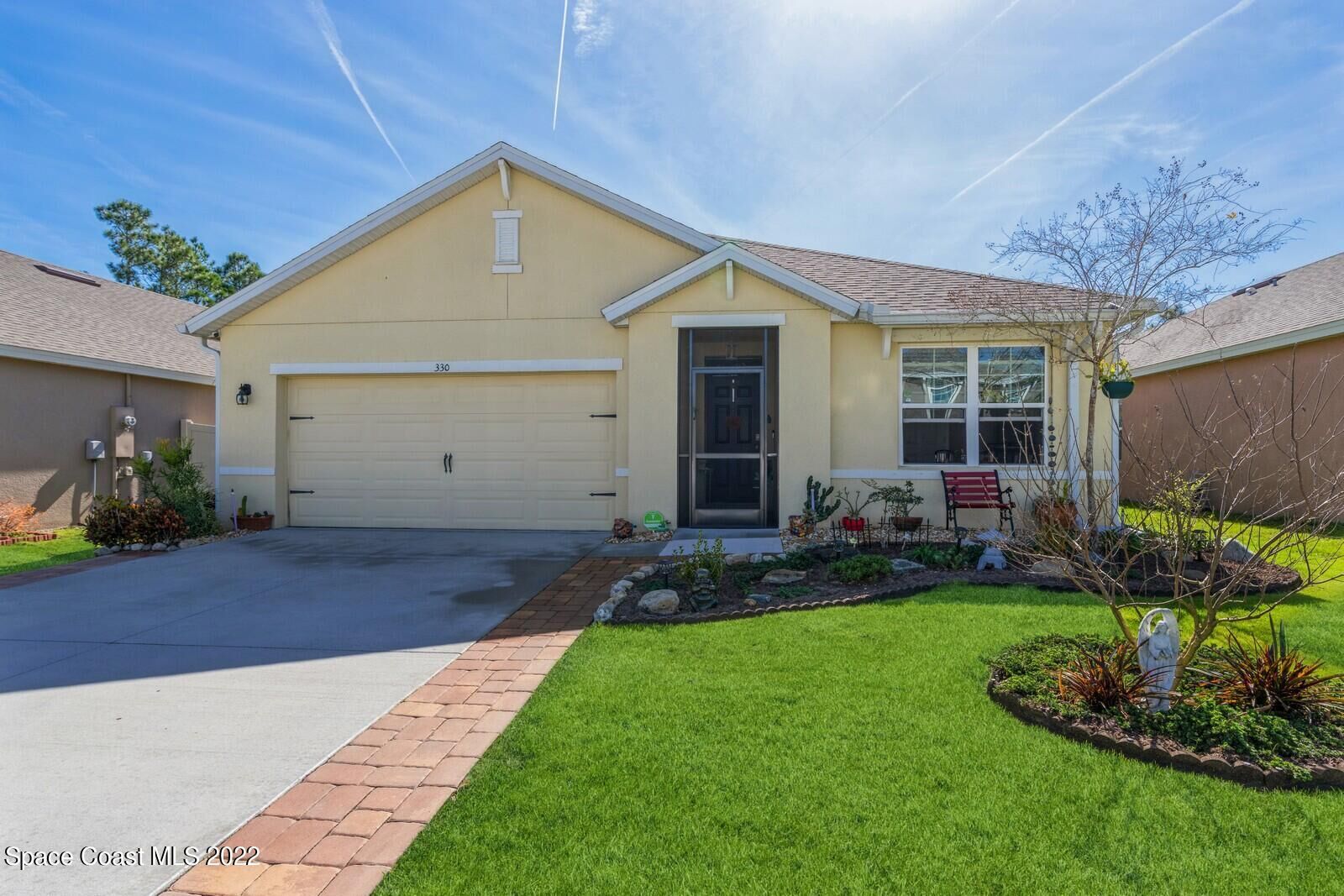 Property Photo: 330 Forest Trace Circle FL 32780