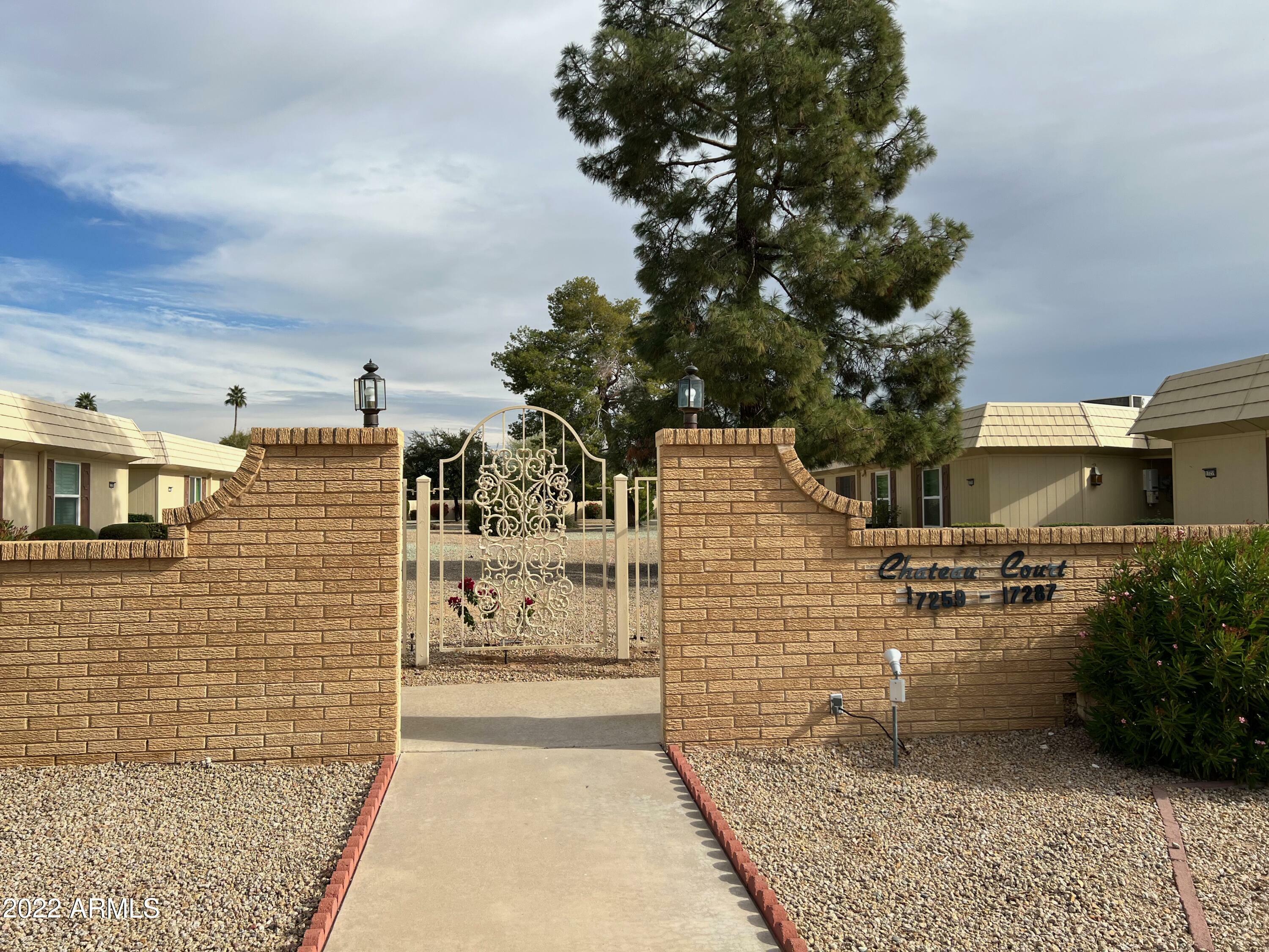Property Photo: 17261 N 105th Avenue AZ 85373