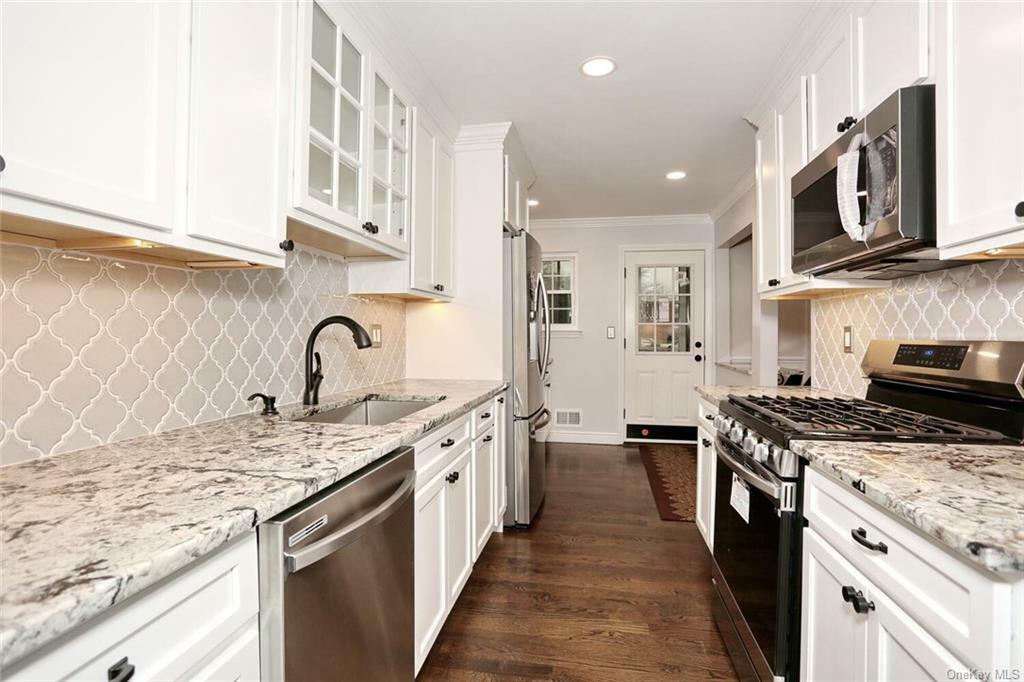 29 Milford Lane W10  Suffern NY 10901 photo