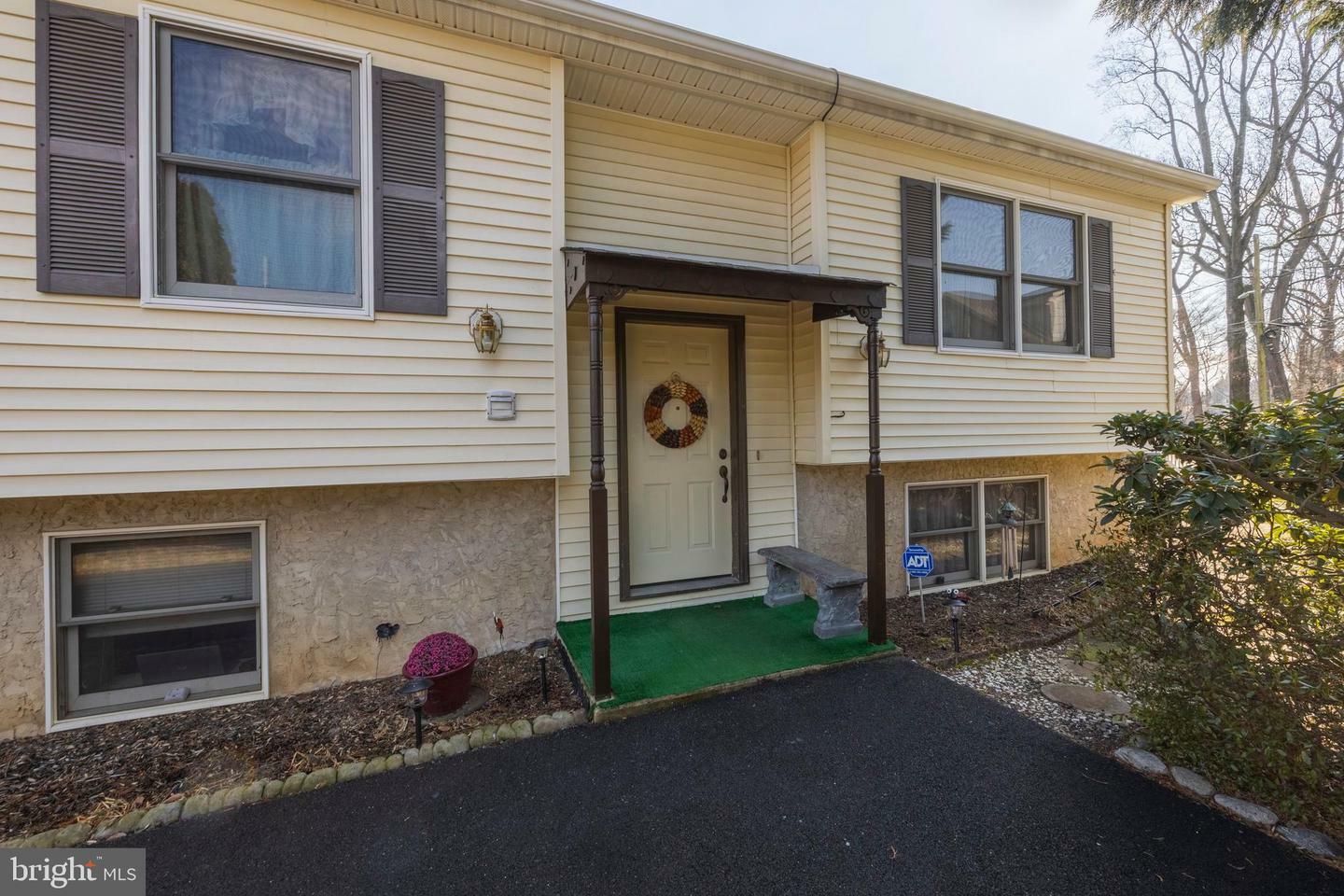 Property Photo: 212 Margaretta Avenue PA 19006