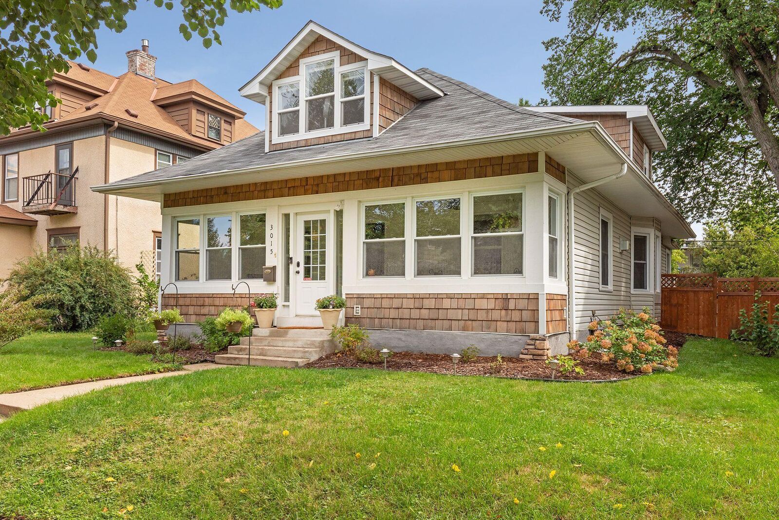 Property Photo:  3015 Colfax Avenue S  MN 55408 