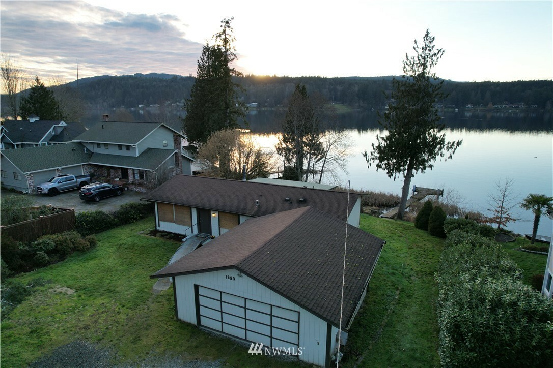 Property Photo:  1329 Lakehurst Drive  WA 98312 