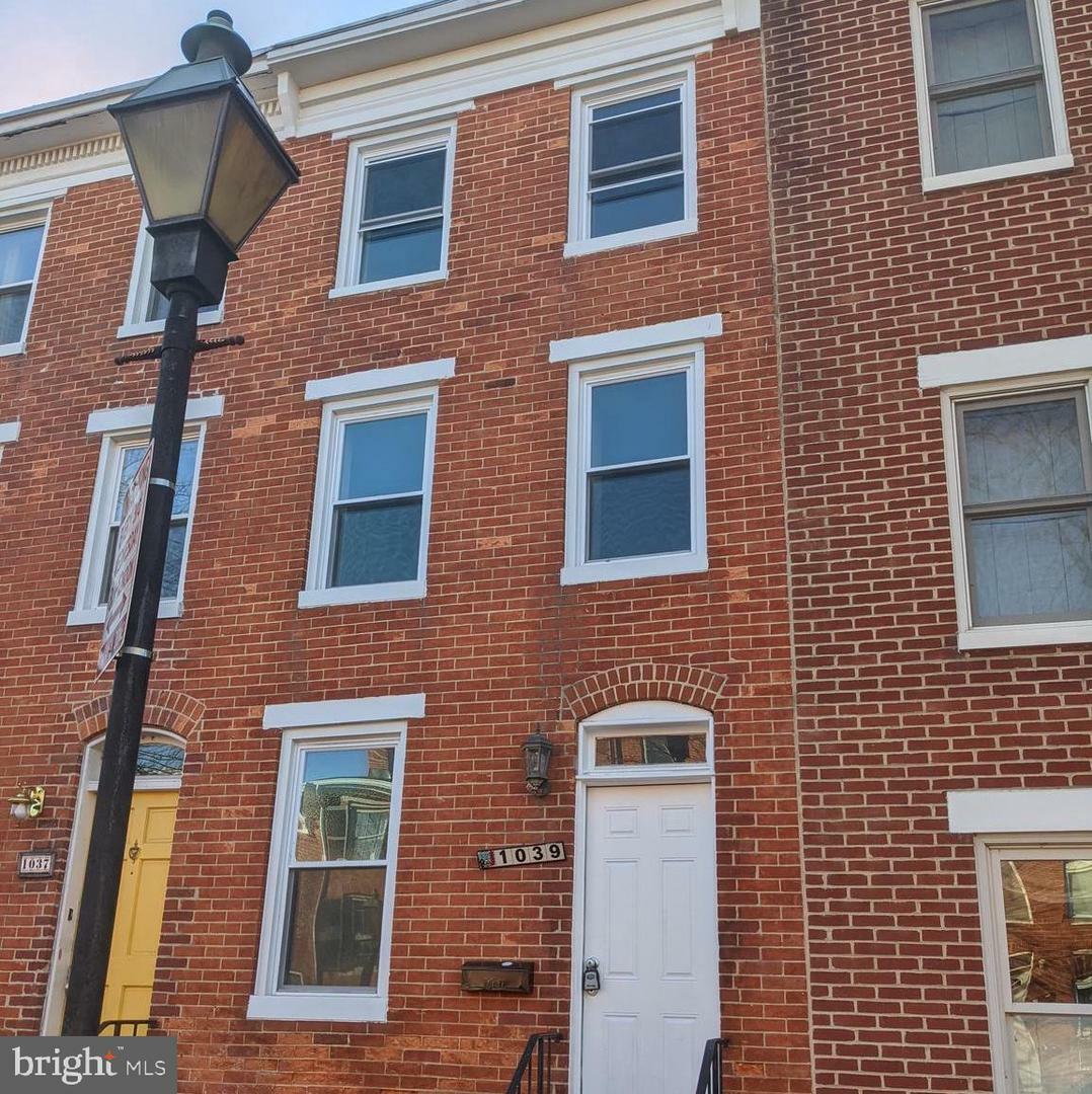 1039 W Barre Street  Baltimore MD 21230 photo