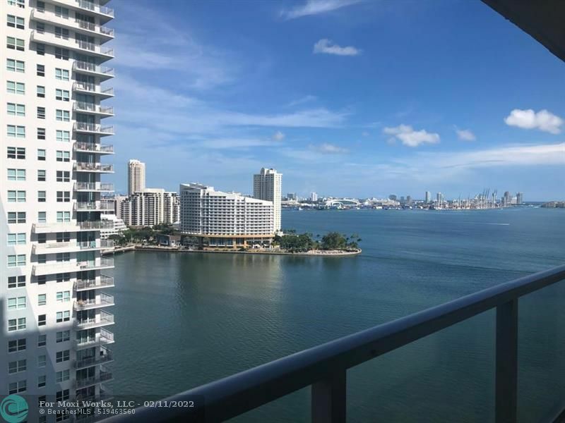 Property Photo:  1155 Brickell Bay Dr 2104  FL 33131 