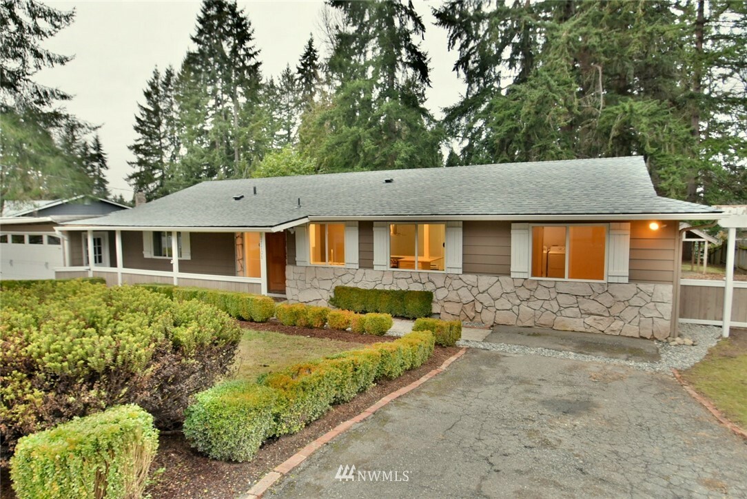 Property Photo:  17708 NE 160th Place  WA 98072 