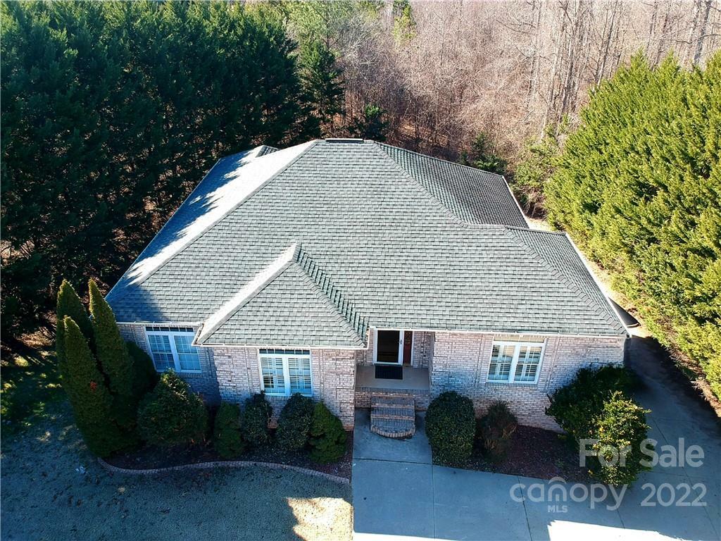 Property Photo:  1703 Running Deer Drive NW  NC 28613 