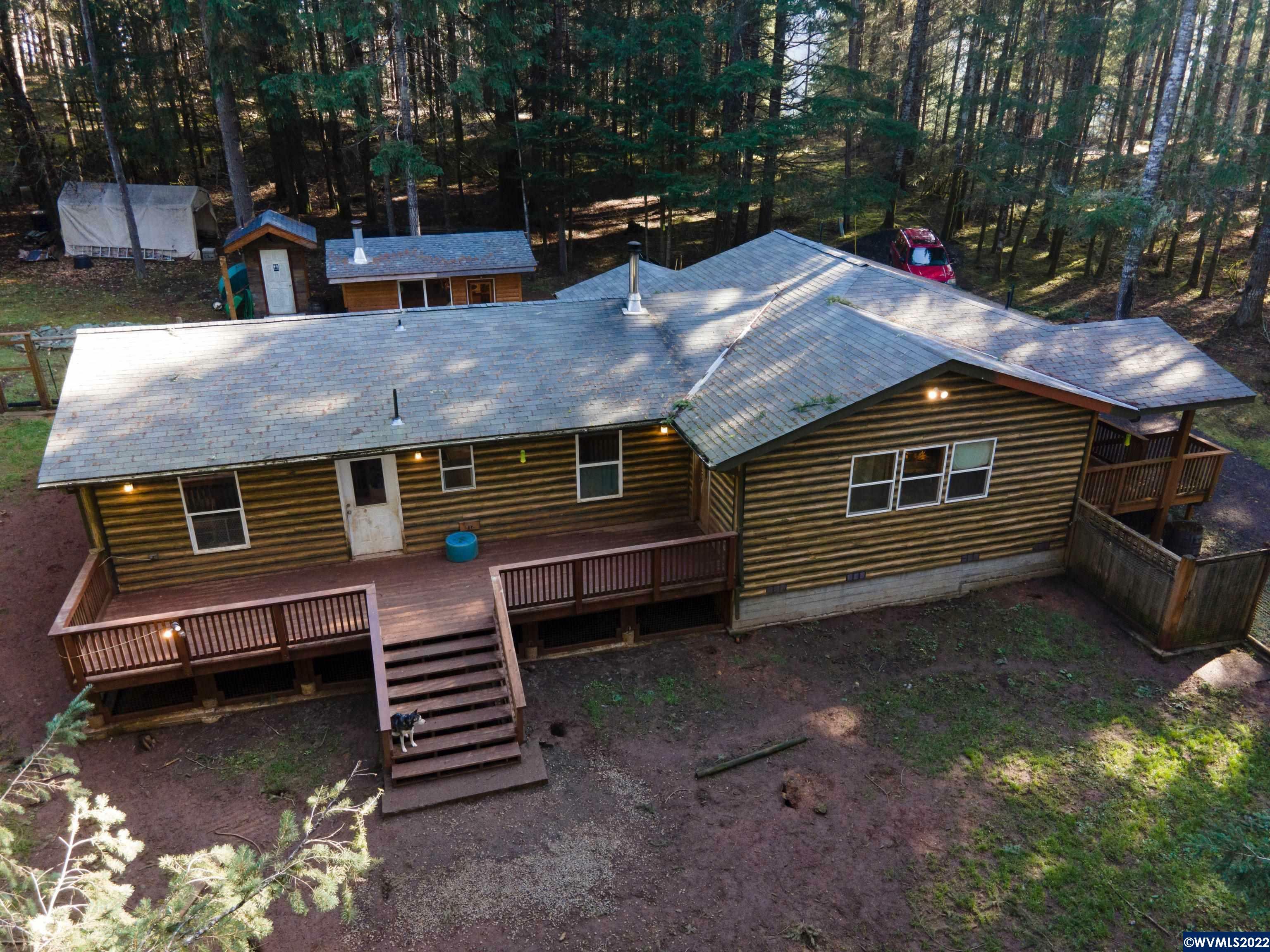 Property Photo: 23955 Evergreen Rd OR 97370
