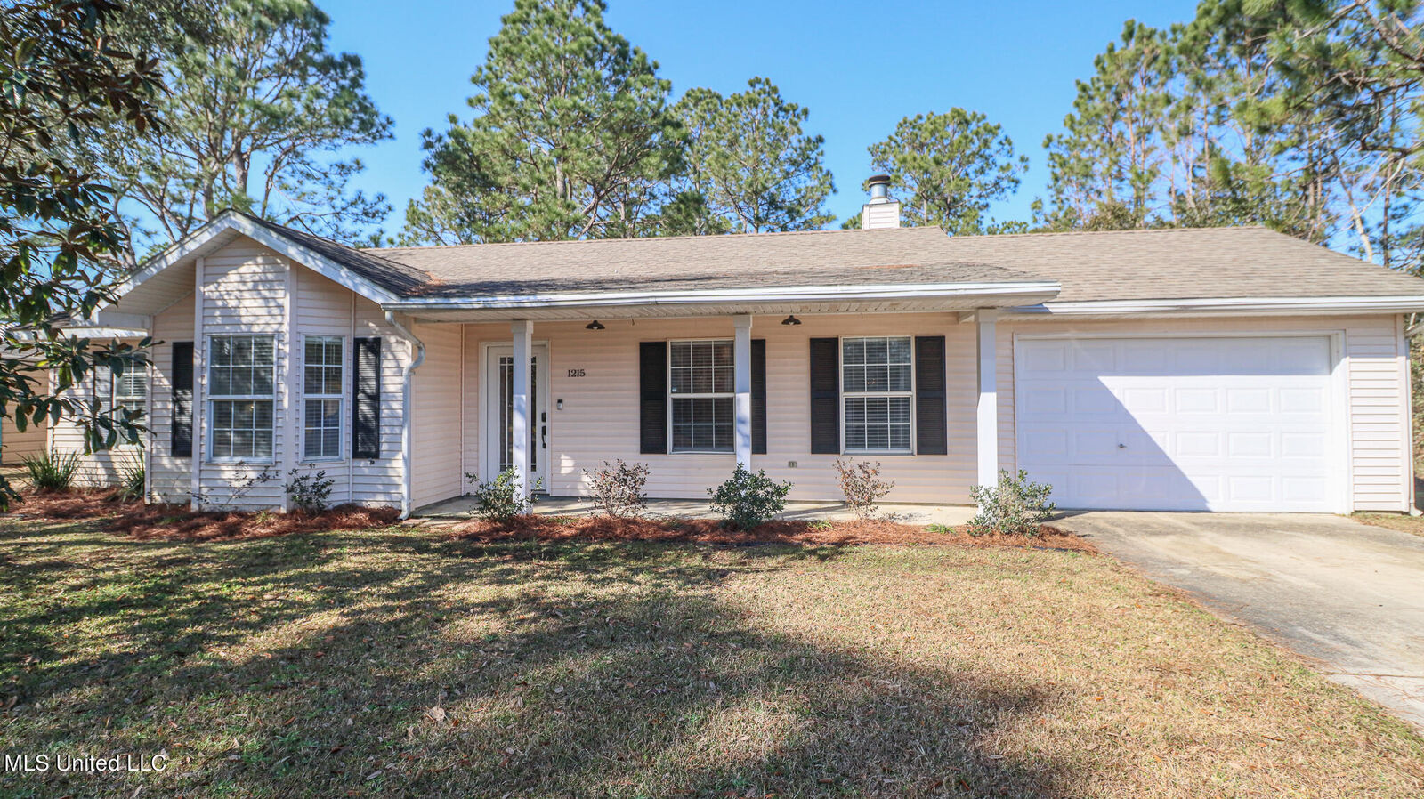 Property Photo: 1215 Margie Street MS 39576