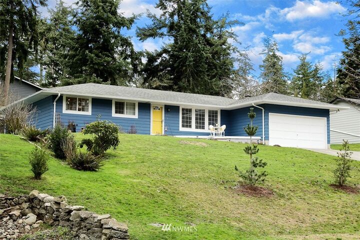 2451 Olympic Drive  Oak Harbor WA 98277 photo