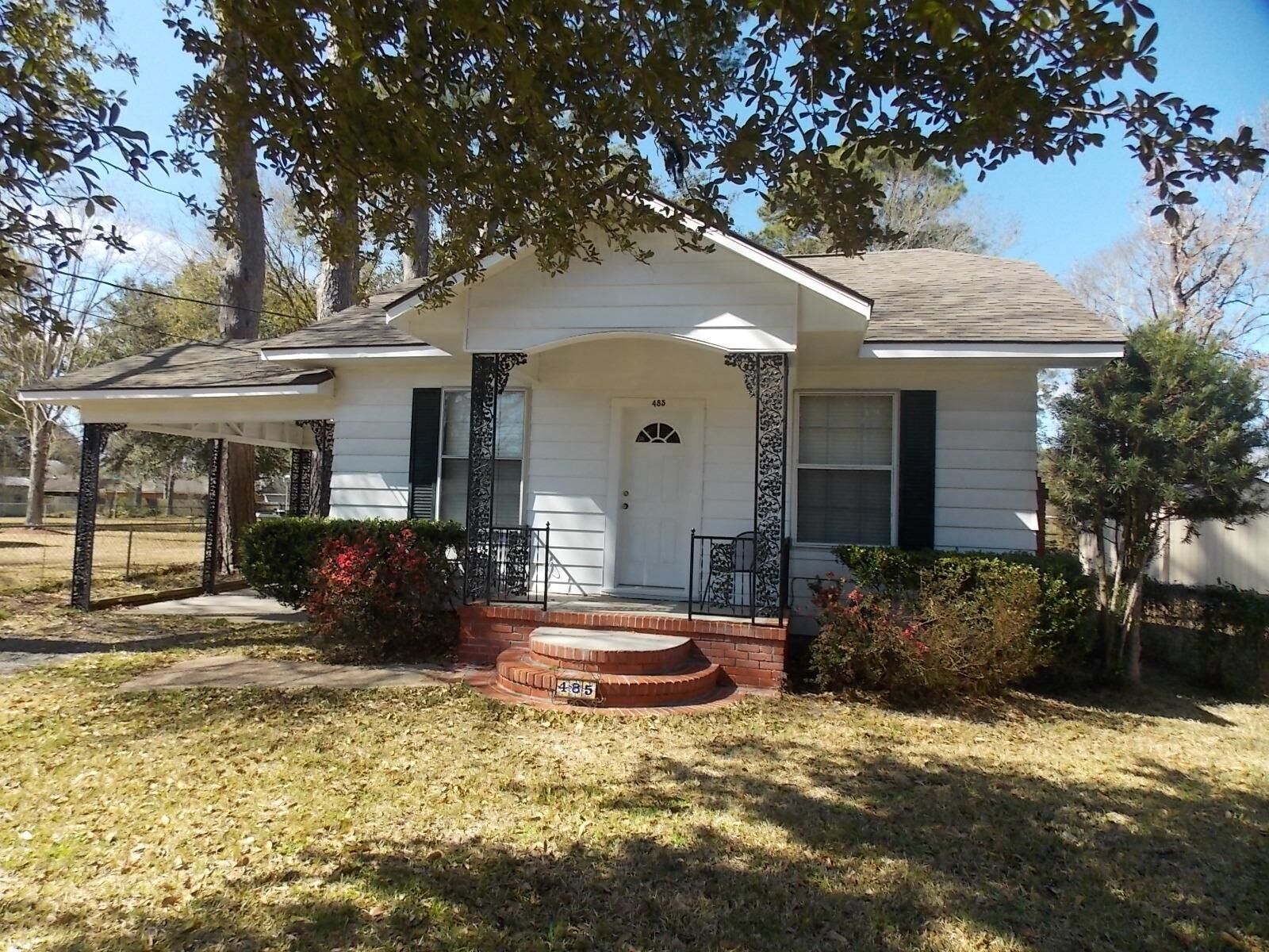 Property Photo:  485 Belvedere Dr.  TX 77706 