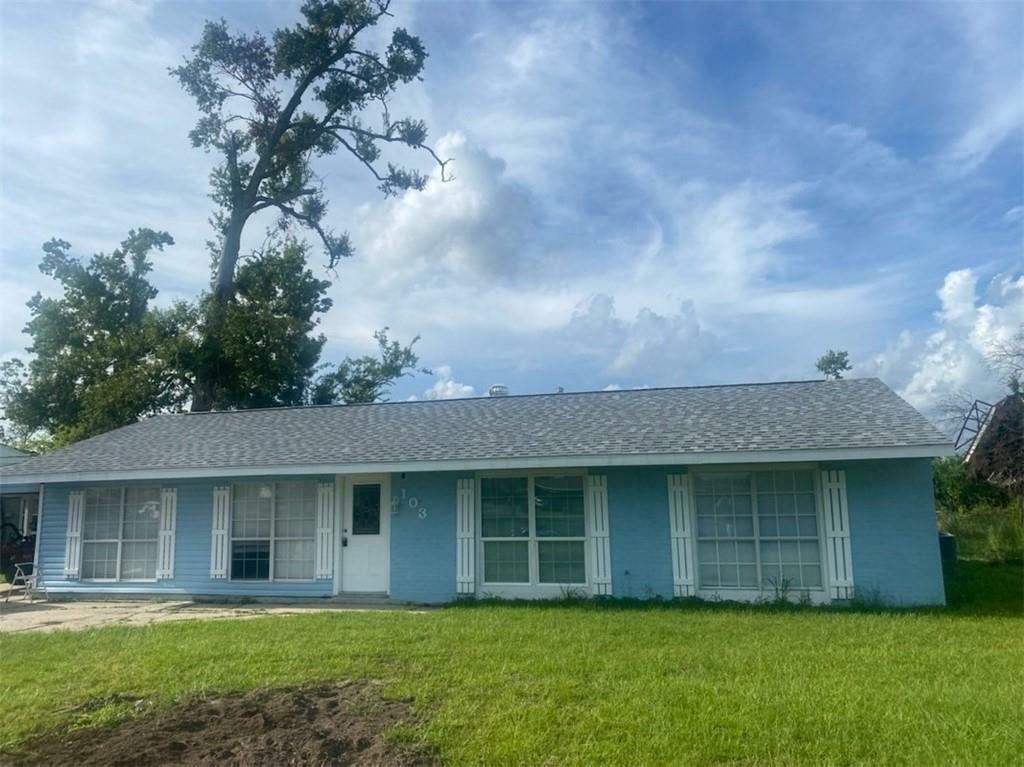 Property Photo:  103 Louisiana Avenue  LA 70663 