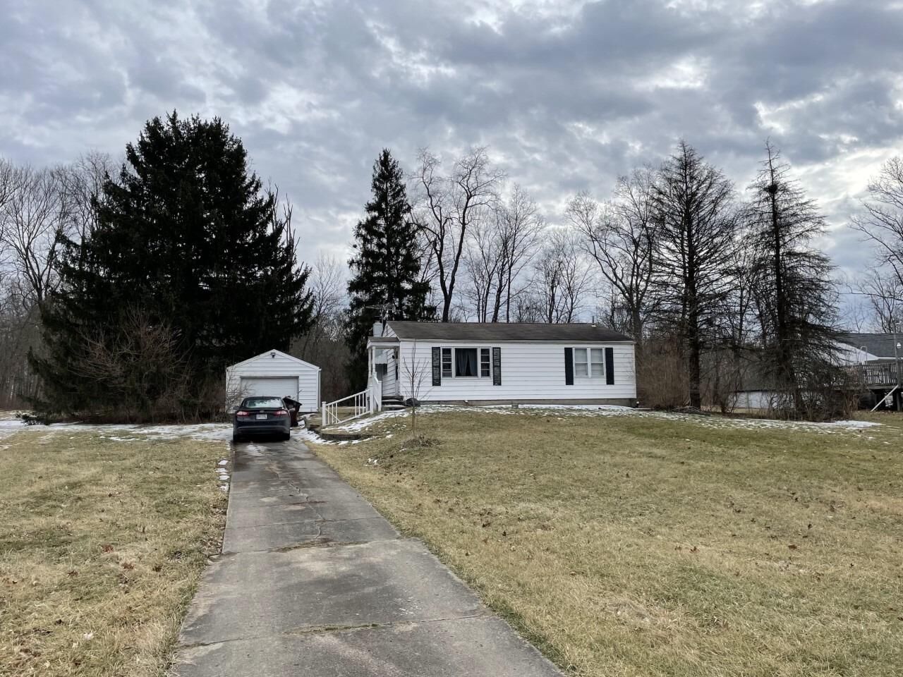 Property Photo:  5899 Lake Rd  OH 45152 