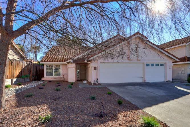 Property Photo:  3304 La Nube Court  CA 95843 