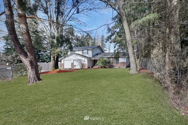 Property Photo: 5501 141st Street E WA 98373