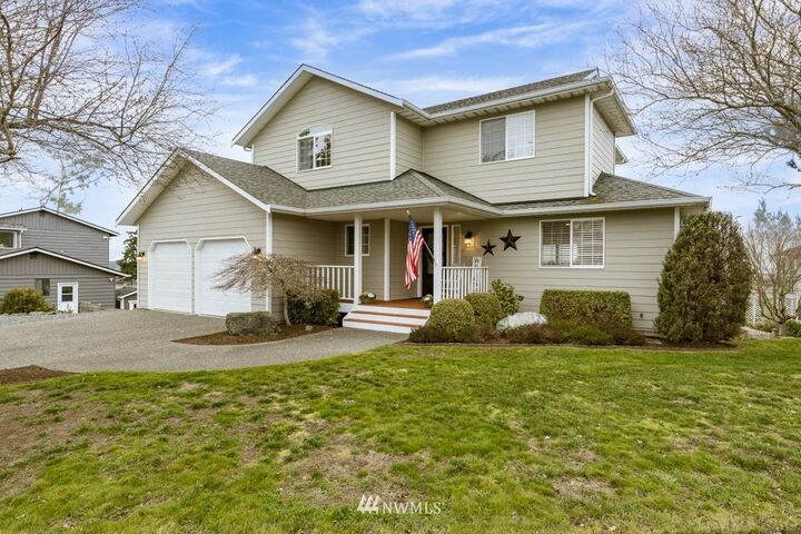 2420 SW Capital Drive  Oak Harbor WA 98277 photo