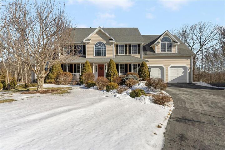 18 Harvest Dr  Cumberland RI 02864 photo