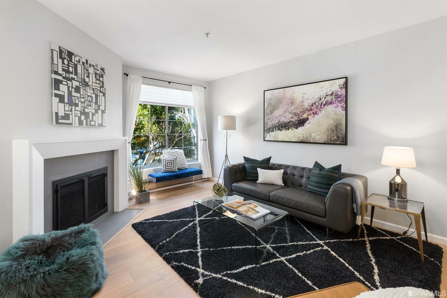 Property Photo:  2060 Sutter Street 203  CA 94115 