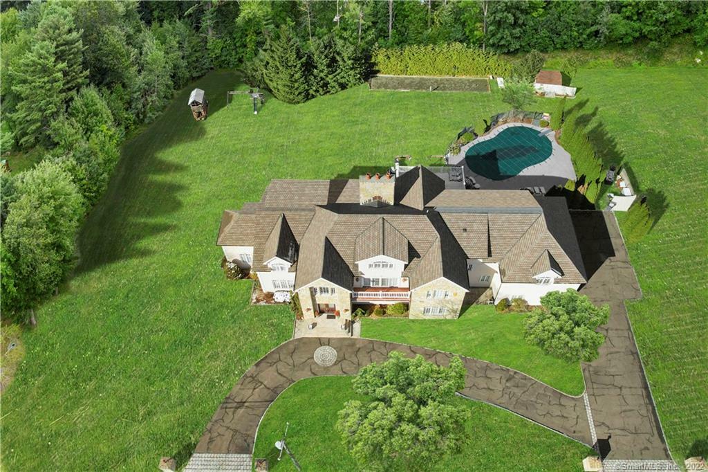 Property Photo: 26 Skyline Lane CT 06903