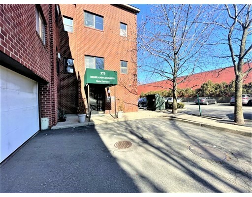 Property Photo:  373 Highland Ave 309  MA 02144 
