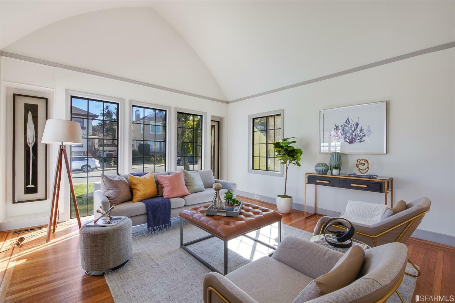 Property Photo: 17 De Soto Street CA 94127