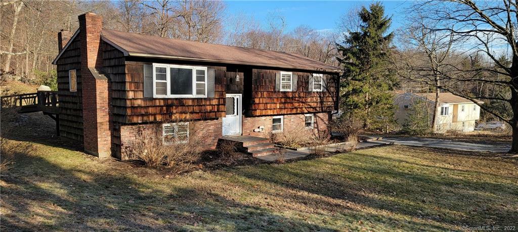 Property Photo:  7 Croix Hill Road  CT 06812 