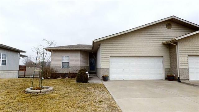 4927 Breckenridge Avenue  Kansas City MO 64136 photo