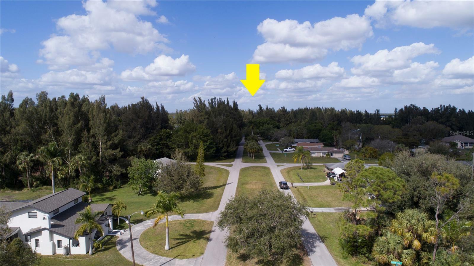 Property Photo:  418 Peace Island Dr  FL 33950 