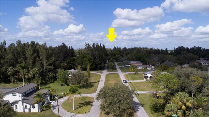 Property Photo:  418 Peace Island Dr  FL 33950 