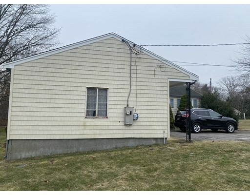 Property Photo: 127 Greenhill Rd MA 02090