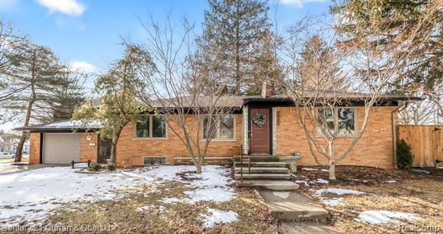 Property Photo:  2007 Marywood Drive  MI 48073 