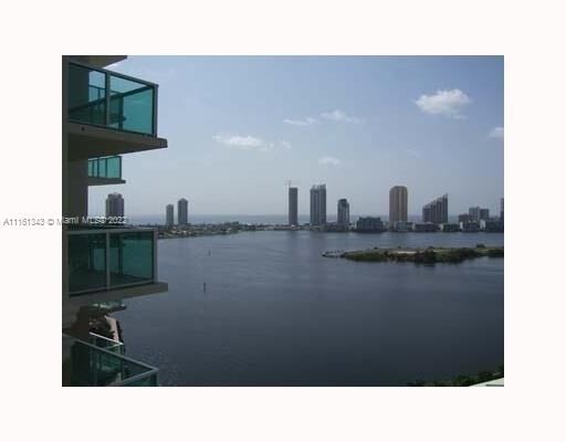 Property Photo:  3332 NE 190th St 1816  FL 33180 