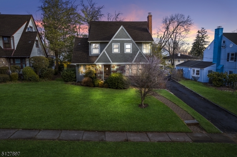 Property Photo: 7 Club Blvd NJ 07052