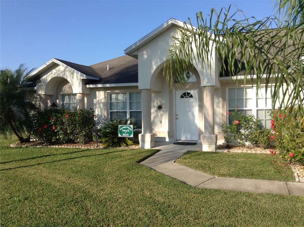 Property Photo:  661 Sunridge Woods Boulevard  FL 33837 