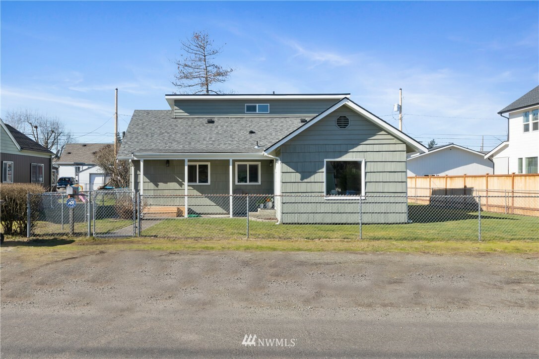 Property Photo:  6438 S Prospect Street  WA 98409 