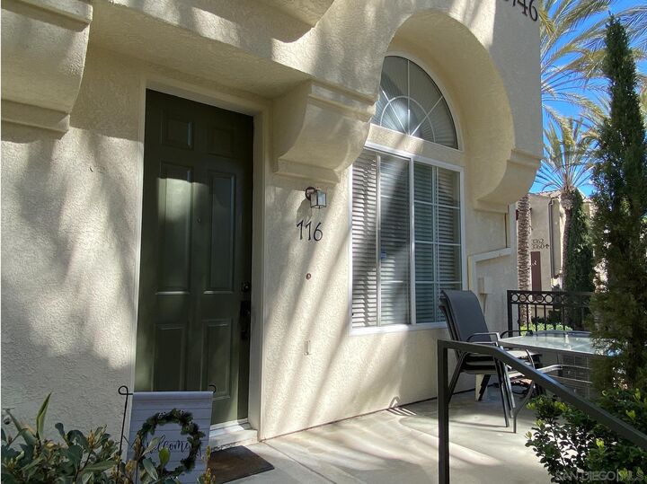 Property Photo:  3746 Mykonos Ln 116  CA 92130 