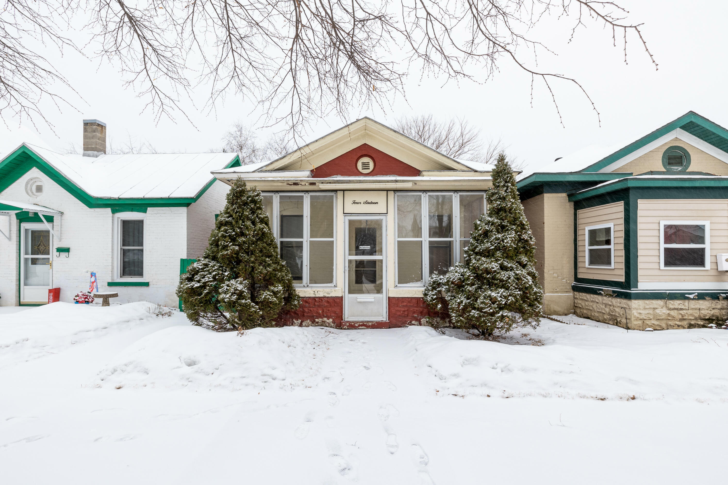 Property Photo:  416 Caledonia St  WI 54603 