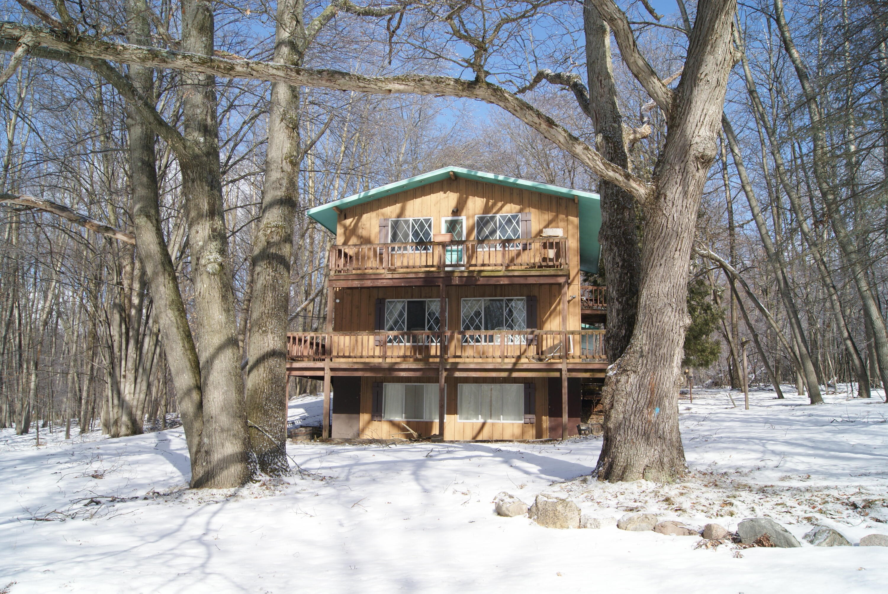 Property Photo:  12050 Dubois Drive  MI 49346 