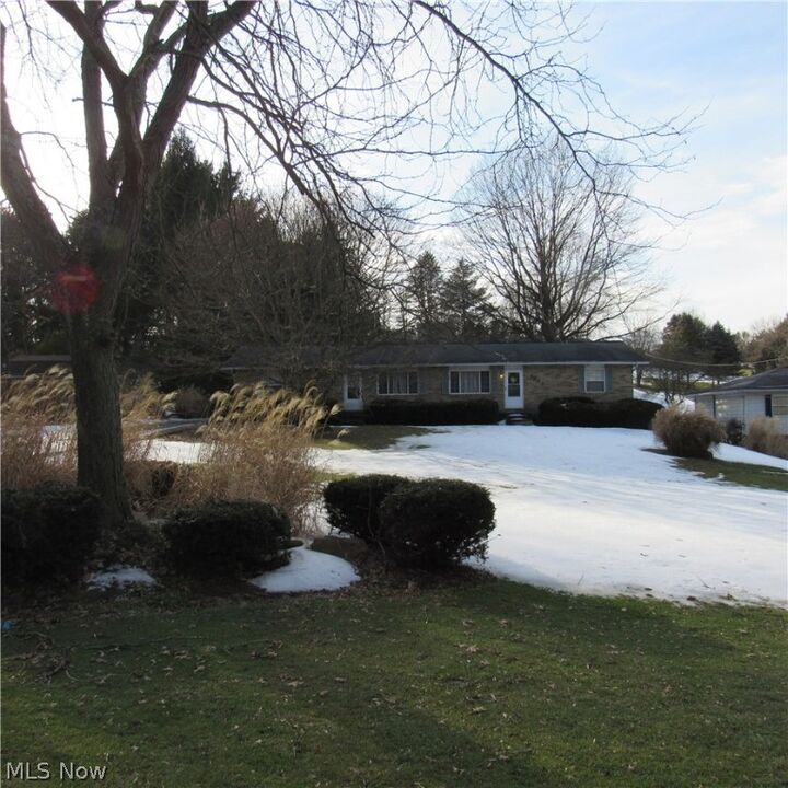 8807 High Mill Avenue NW  Canal Fulton OH 44614 photo