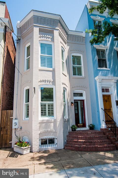 919 Cameron Street  Alexandria VA 22314 photo