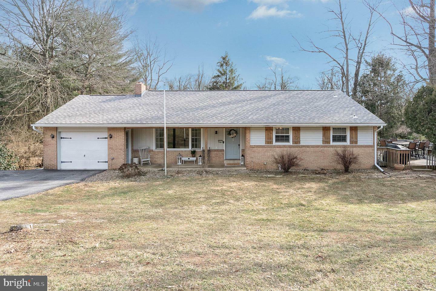 6001 Canyon Road  Harrisburg PA 17111 photo