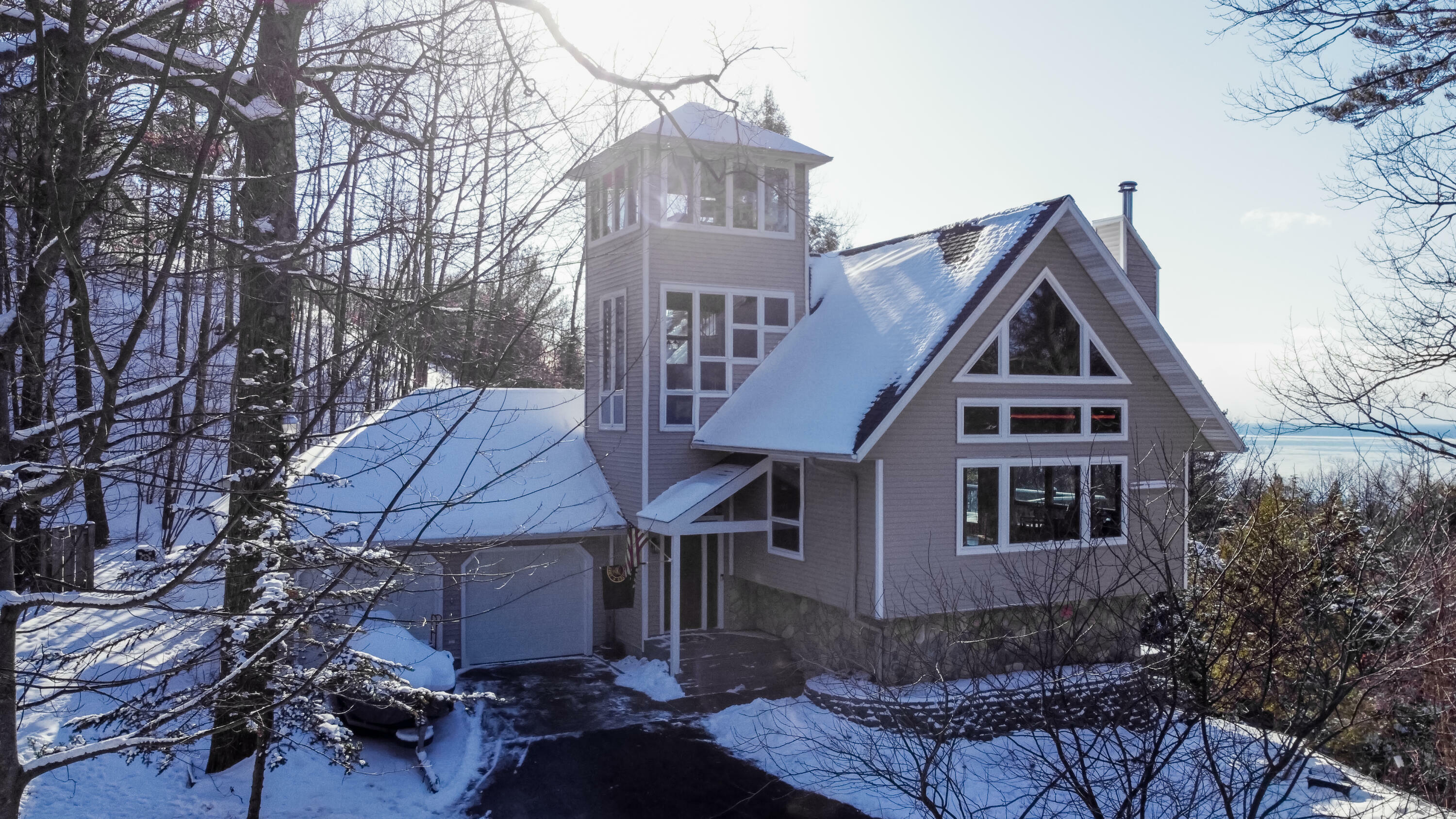 Property Photo:  3290 N Silver Ridge Road  MI 49436 