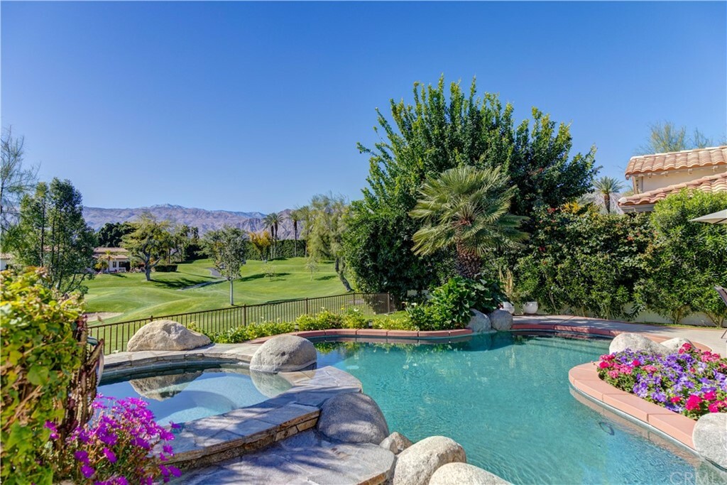 Property Photo: 48620 Capistrano Way CA 92253