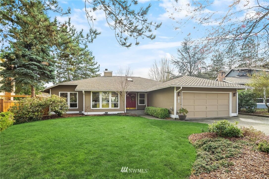 Property Photo: 4730 193rd Avenue SE WA 98027