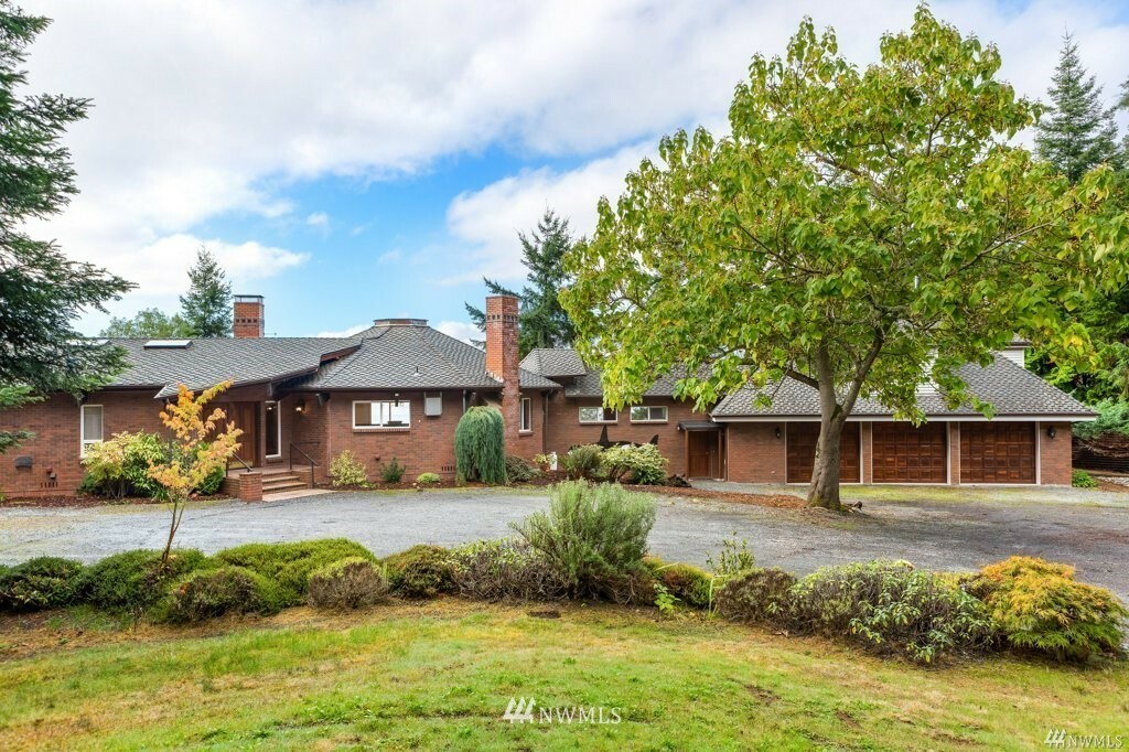 Property Photo:  4250 Landsend Road  WA 98236 