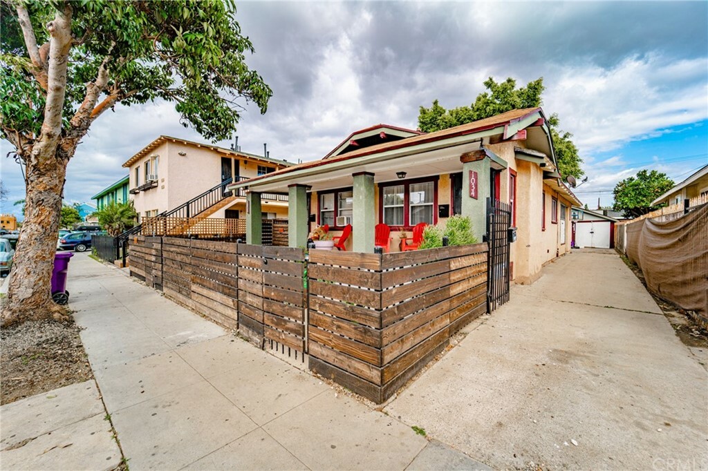 Property Photo: 1034 Gaviota Avenue CA 90813