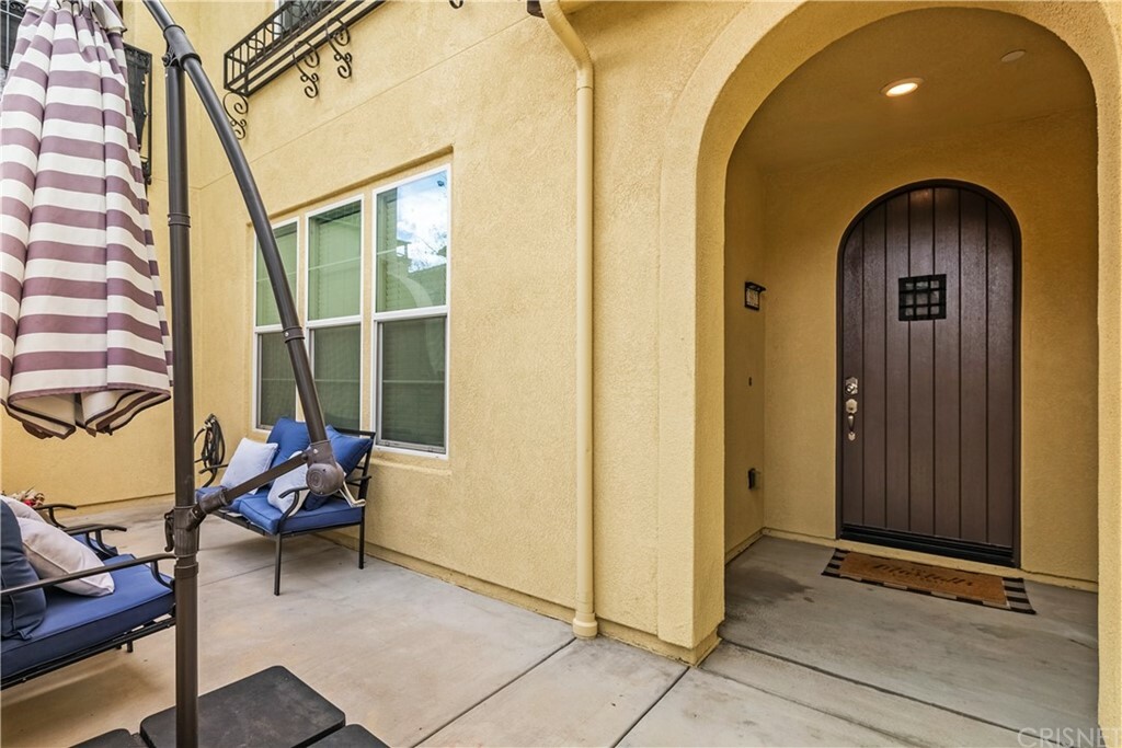 Property Photo:  23922 Calle Del Sol Drive  CA 91354 