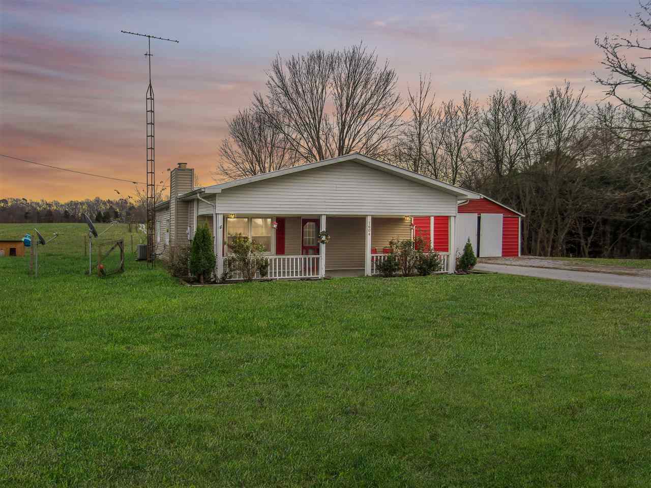 Property Photo:  1604 Gilbert Borders Road  KY 42101 