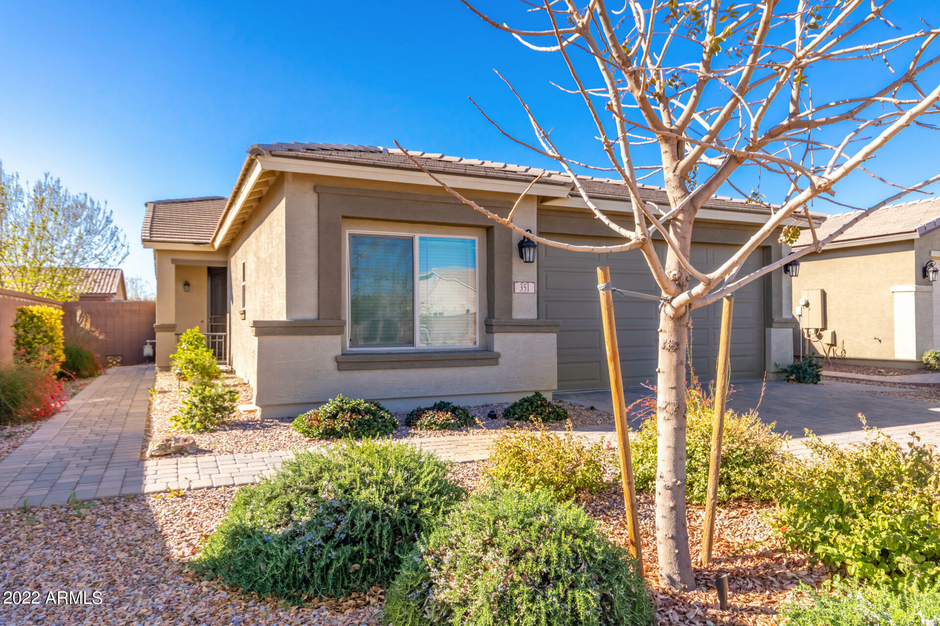 Property Photo:  351 W Gum Tree Avenue  AZ 85140 