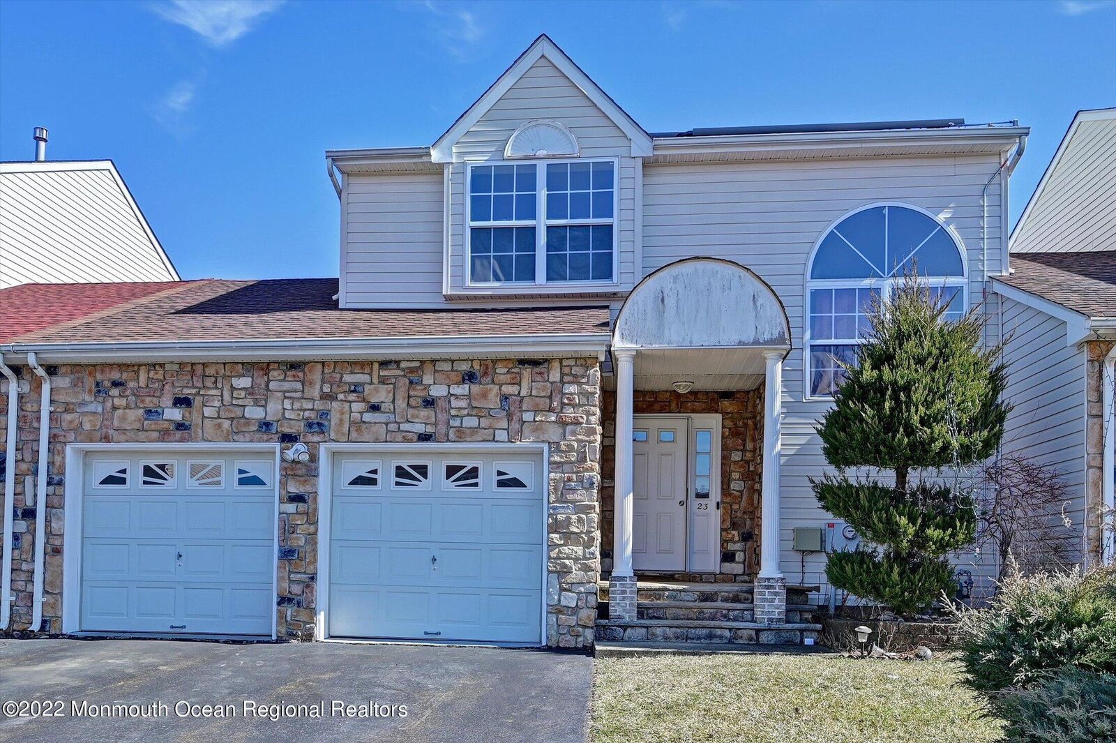 Property Photo:  23 Kingfisher Court  NJ 07746 